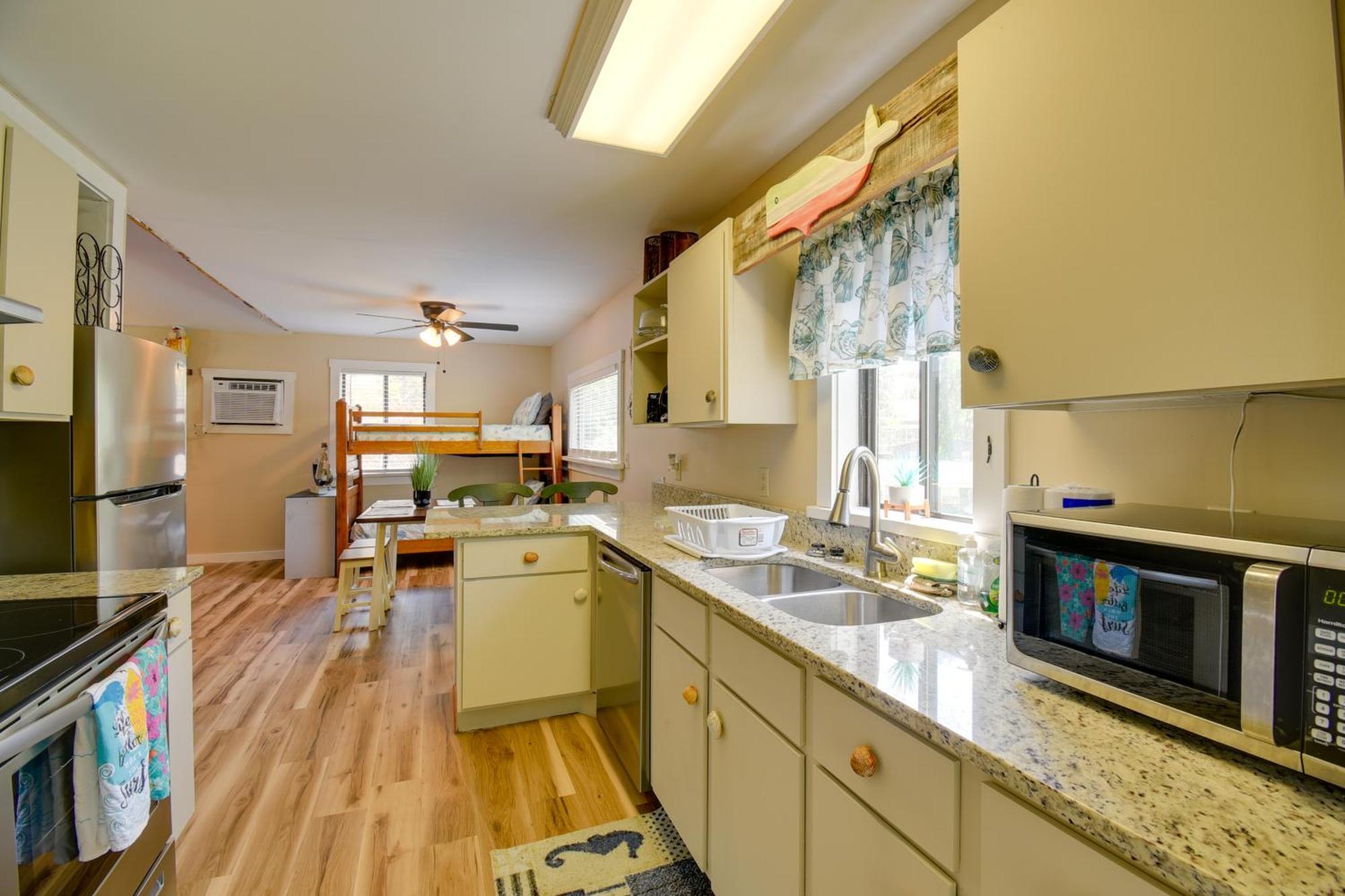 Ocean Isle Apartment With Balcony, 1 Mi To Beach! Ocean Isle Beach Extérieur photo