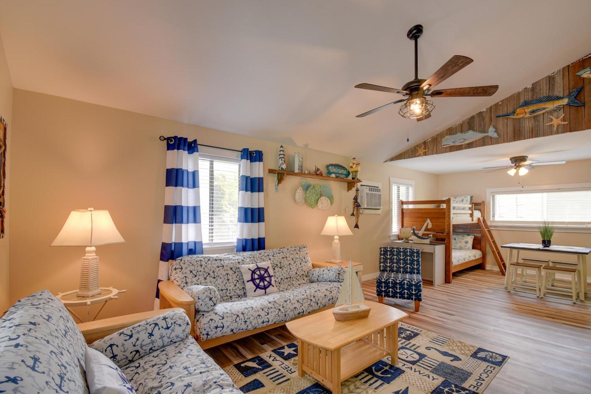 Ocean Isle Apartment With Balcony, 1 Mi To Beach! Ocean Isle Beach Extérieur photo