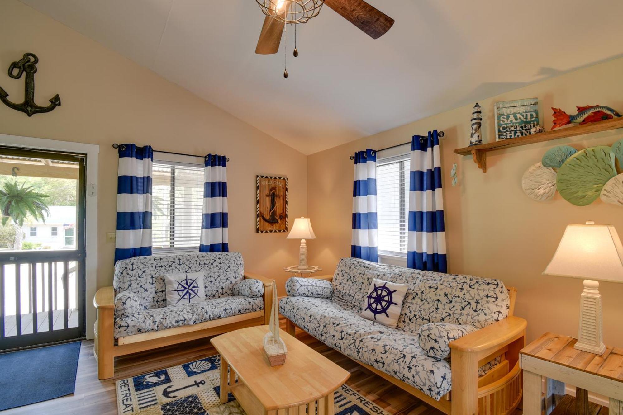 Ocean Isle Apartment With Balcony, 1 Mi To Beach! Ocean Isle Beach Extérieur photo