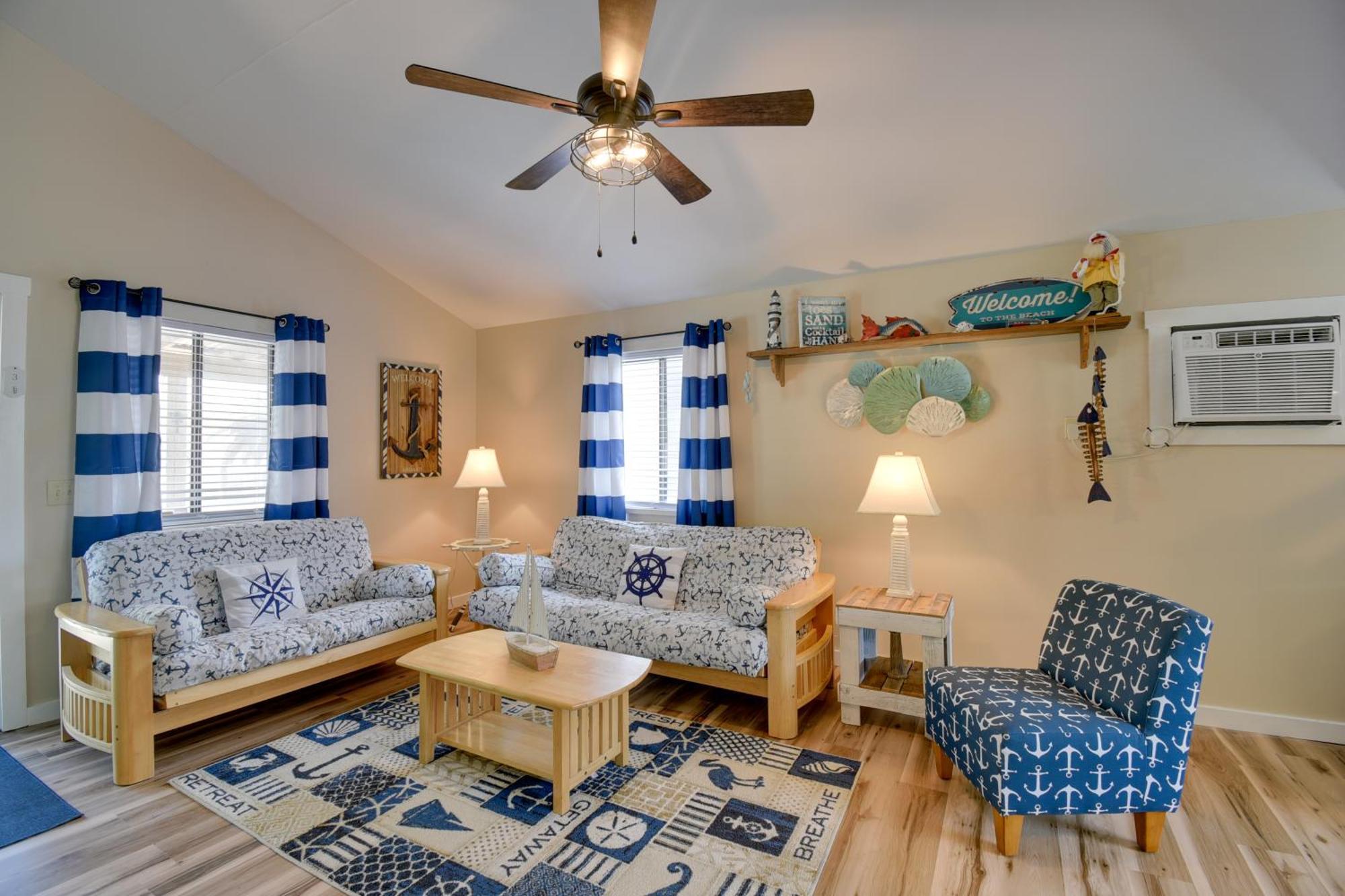 Ocean Isle Apartment With Balcony, 1 Mi To Beach! Ocean Isle Beach Extérieur photo